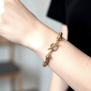 Ralph Lauren Gold Tone Chunky Textured Sculptural Toggle Clasp Bracelet